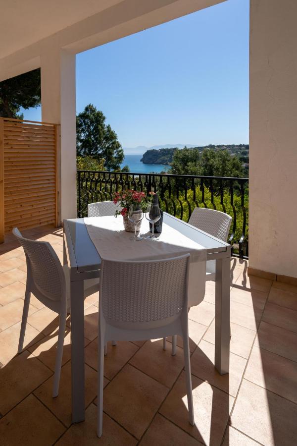 卡斯泰拉马莱Casa Vacanze Baia Di Guidaloca别墅 外观 照片