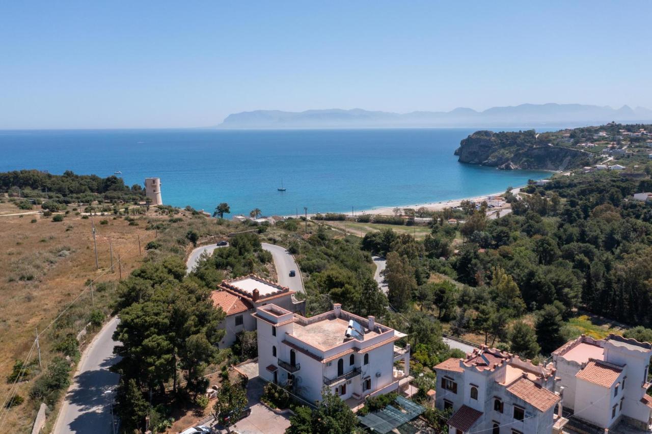 卡斯泰拉马莱Casa Vacanze Baia Di Guidaloca别墅 外观 照片