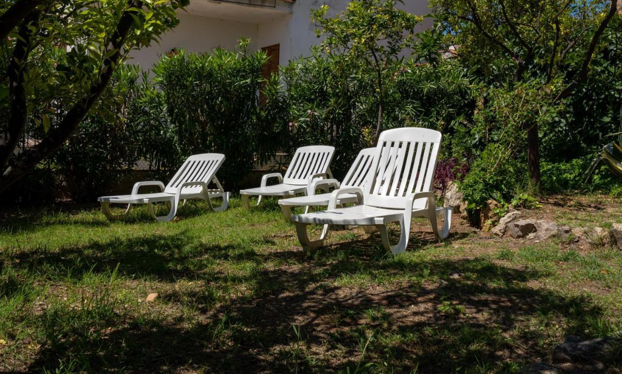 卡斯泰拉马莱Casa Vacanze Baia Di Guidaloca别墅 外观 照片