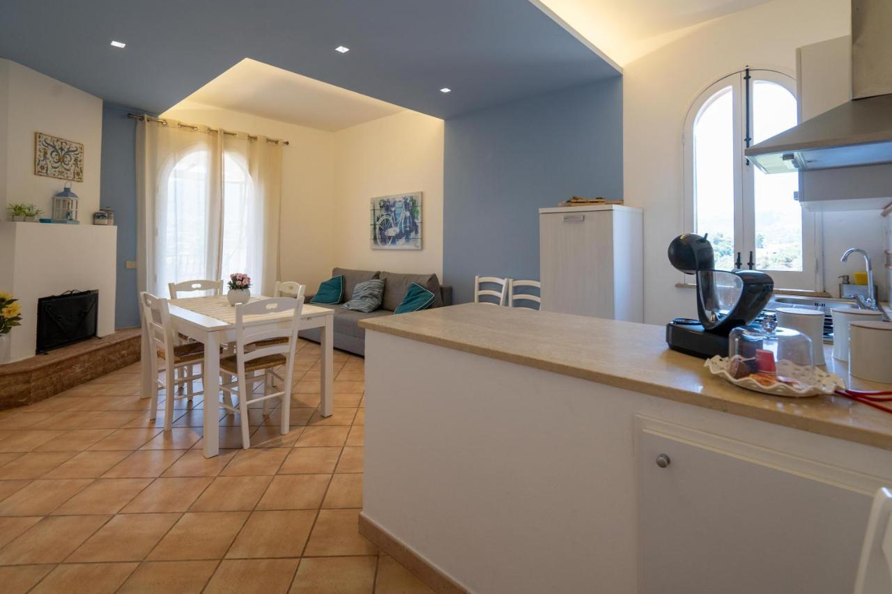 卡斯泰拉马莱Casa Vacanze Baia Di Guidaloca别墅 外观 照片