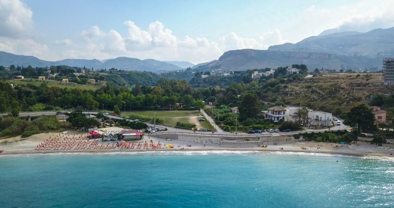 卡斯泰拉马莱Casa Vacanze Baia Di Guidaloca别墅 外观 照片