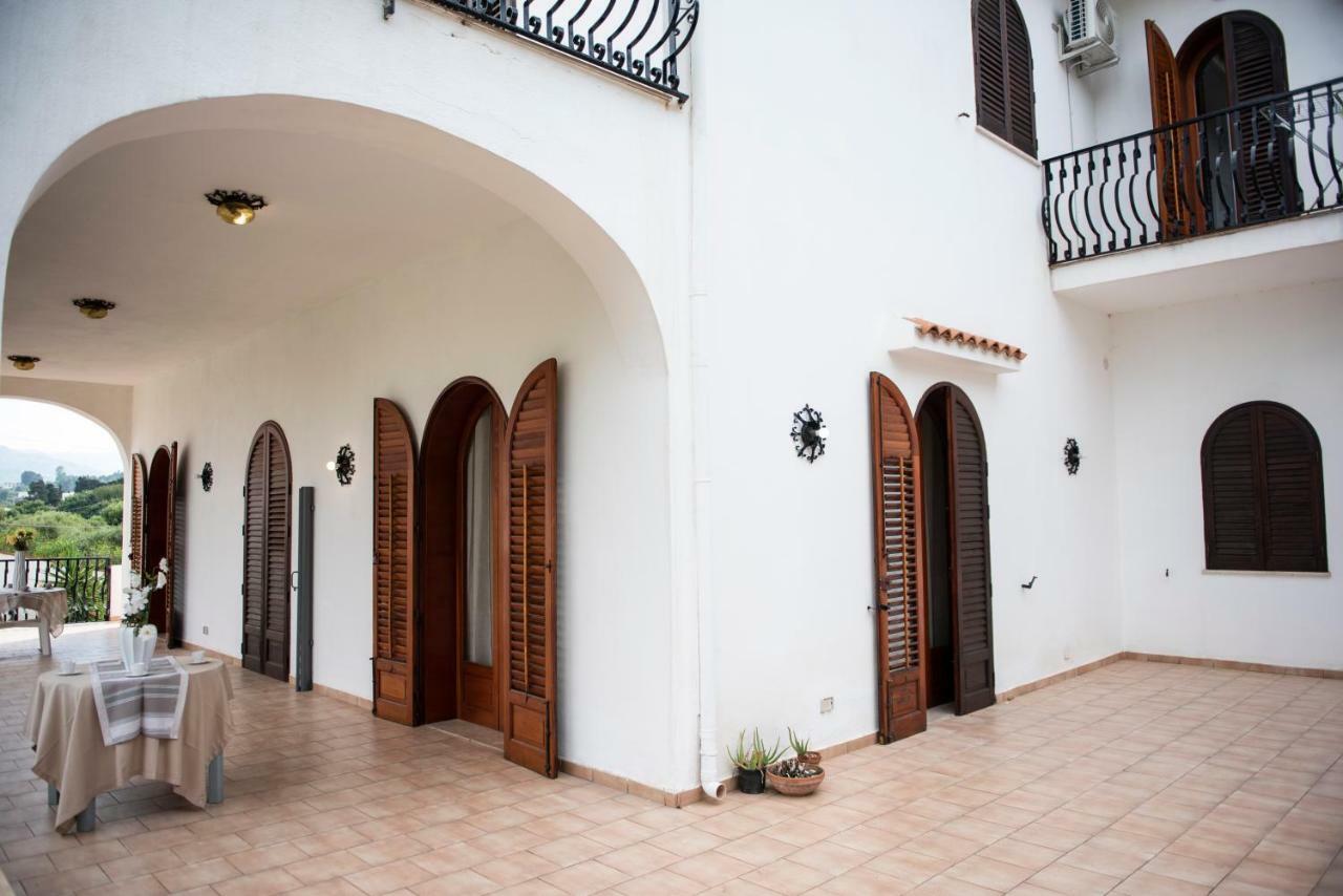 卡斯泰拉马莱Casa Vacanze Baia Di Guidaloca别墅 外观 照片