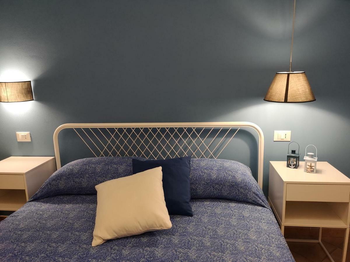 卡斯泰拉马莱Casa Vacanze Baia Di Guidaloca别墅 外观 照片